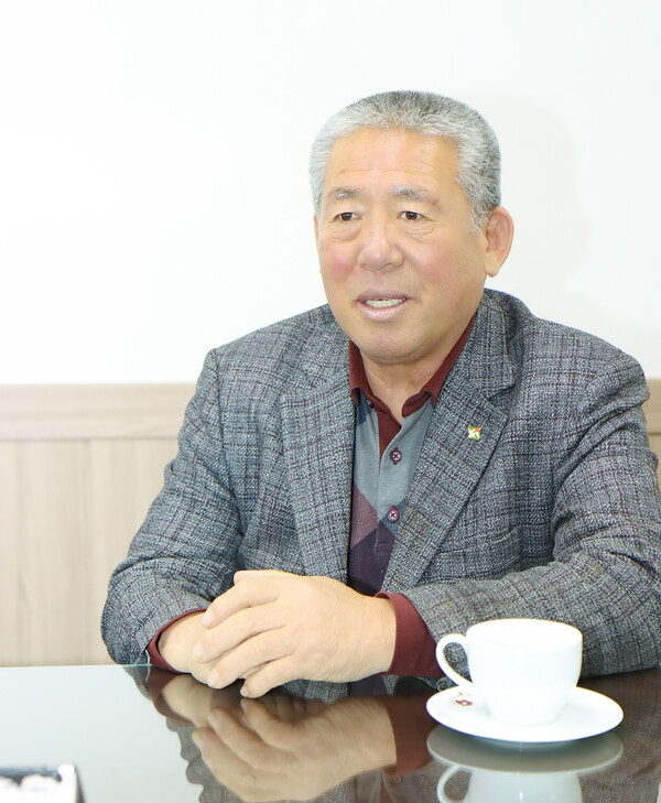 박상문 한국농촌지도자 경상남도연합회회장 < 차 한잔! < 지도자소식 < 기사본문 - 농업인신문 박상문 한국농촌지도자 경상남도연합회회장